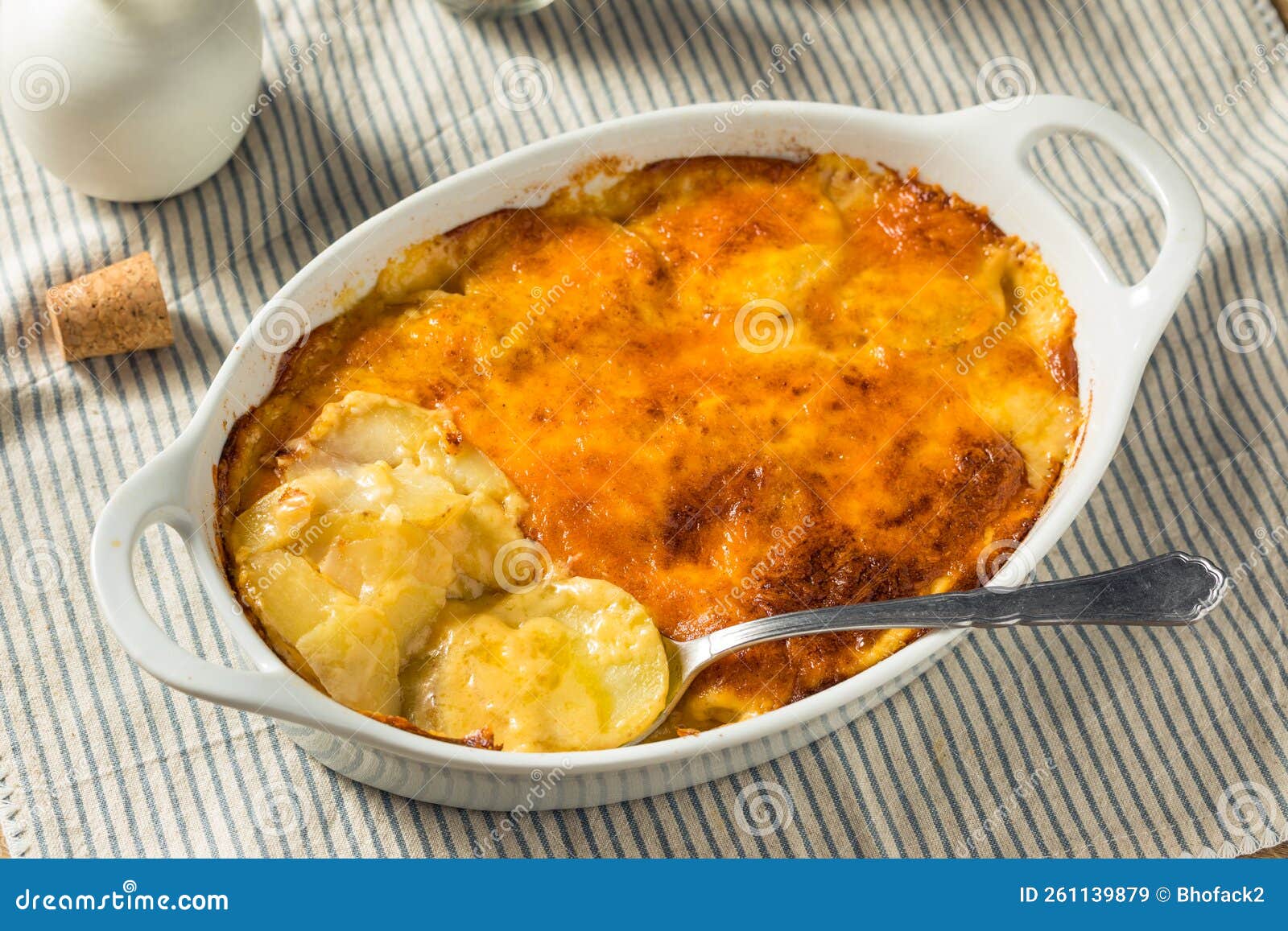 Homemade Cheesy Scalloped Potatoes Stock Image - Image of sliced