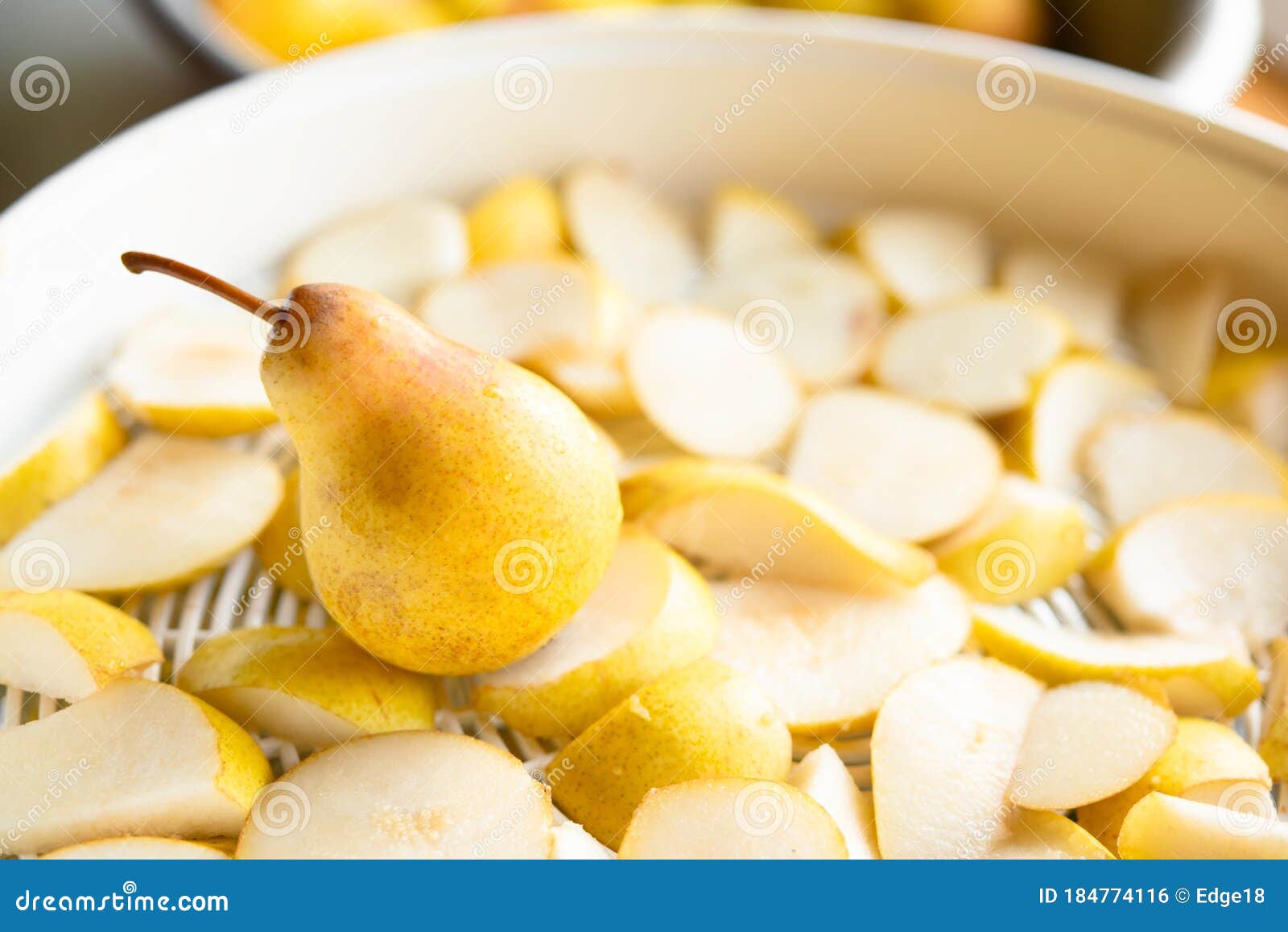 Gas Dehydration Process To Remove Moisture From Gas Before Enter To