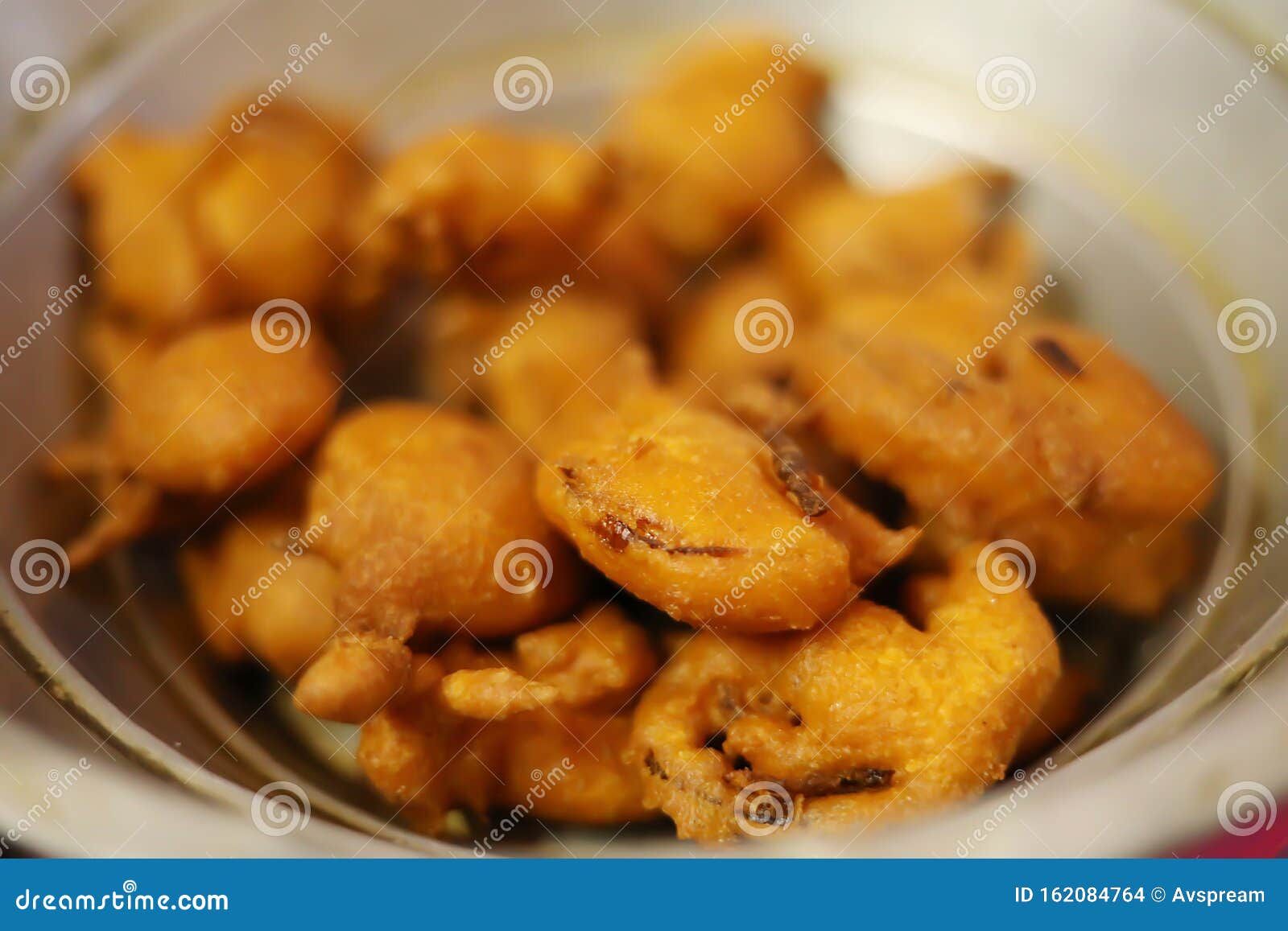 Homemade Indian Potato and Onion Pakoda or Bhajji Famous Evening ...