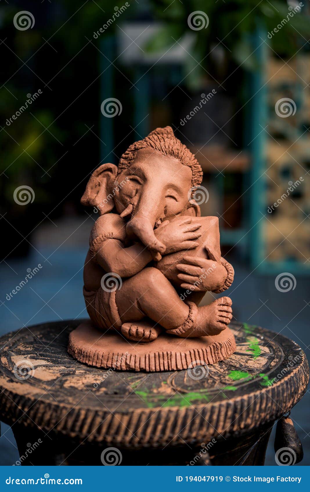 Homemade Lord Ganesha Idol or Ganapati Bappa Murti Using ...