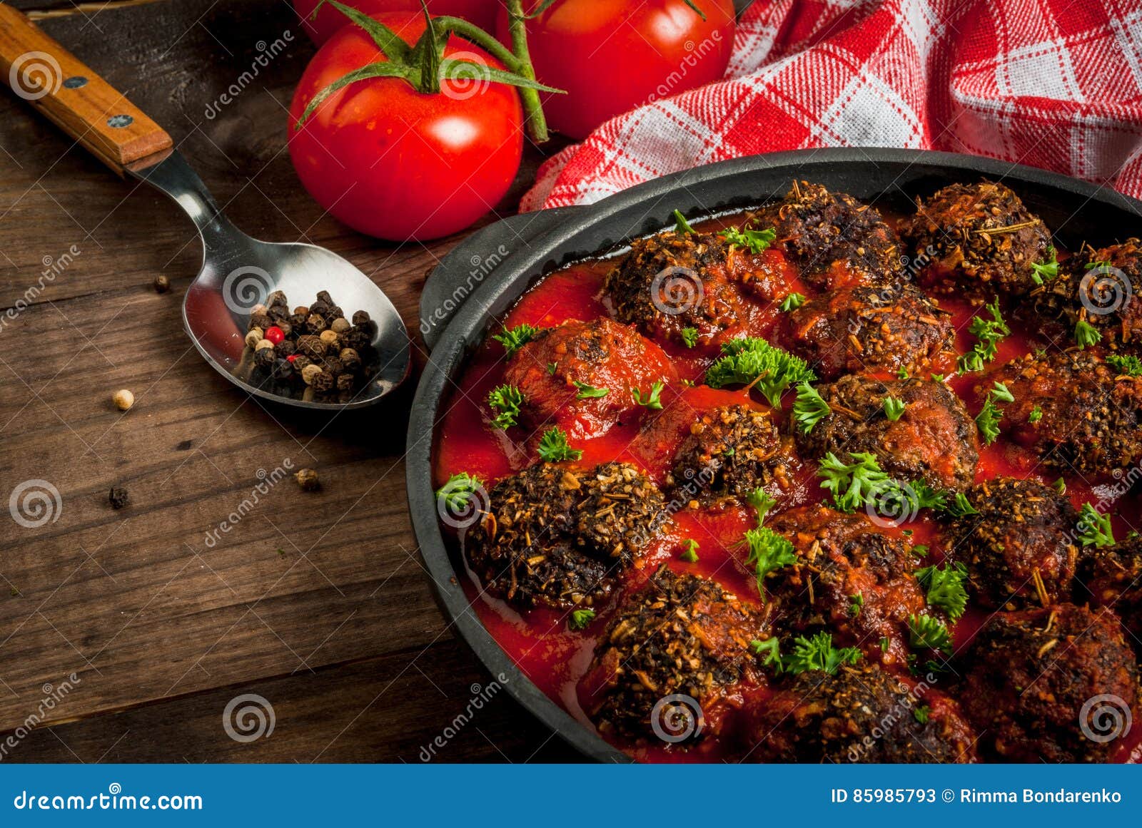 Homemade Minced Beef Meatballs Stock Image - Image of cuisine, american