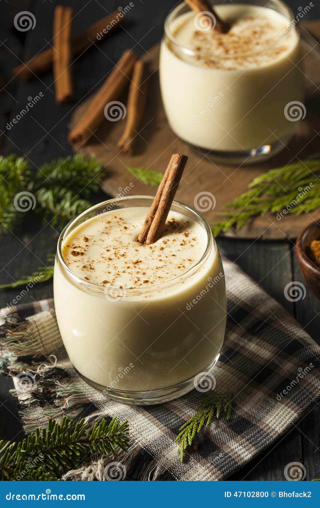 Homemade White Holiday Eggnog Stock Photo - Image of glogg, drink: 47102800
