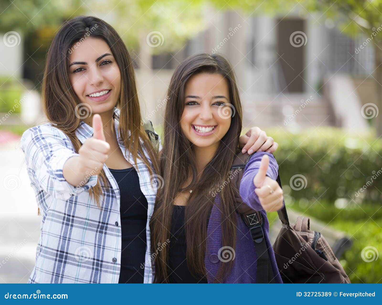 Teen Lesbian Thumbs