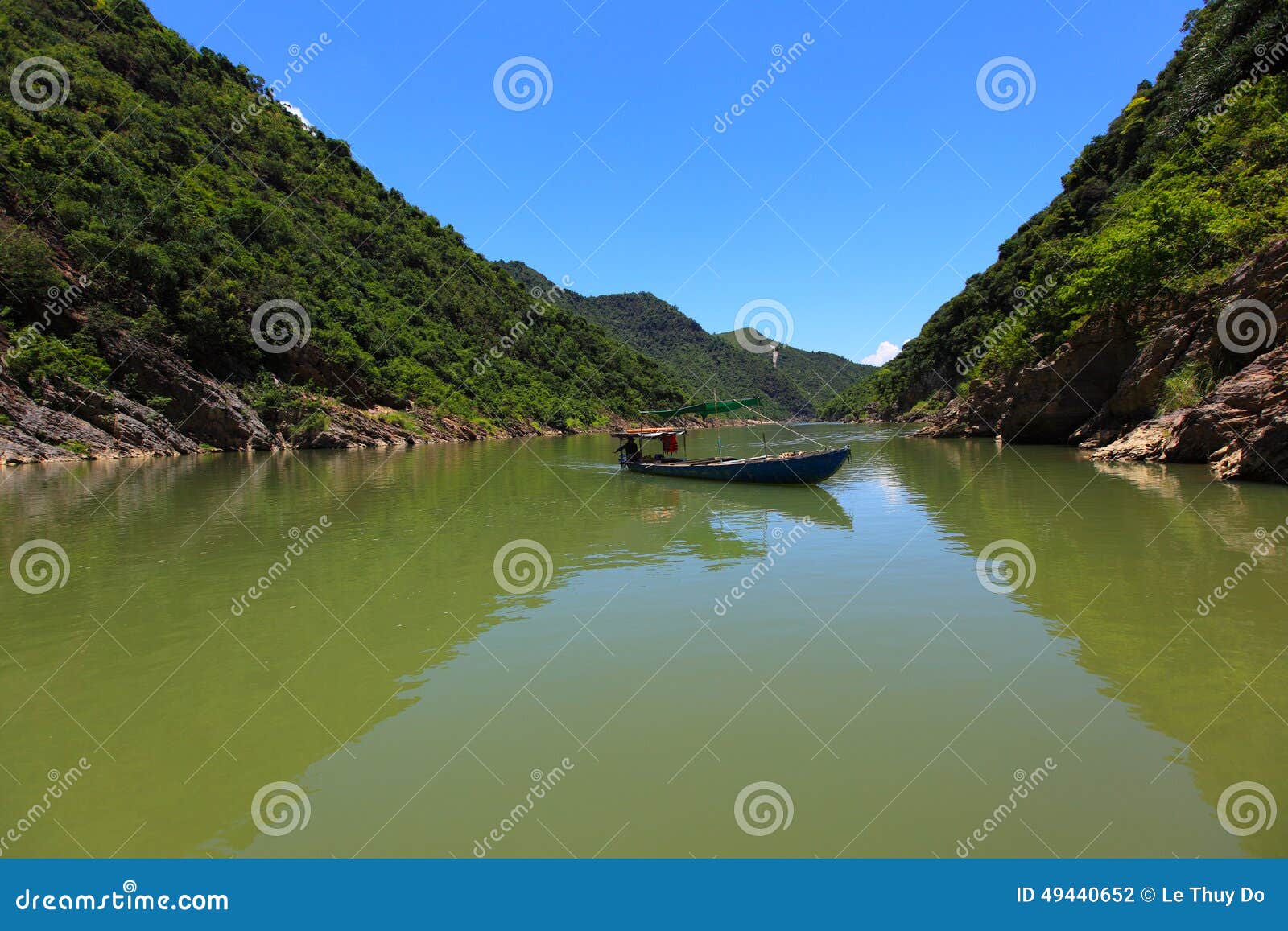 Hon Kem Da Dung foto de archivo. Imagen de azul, secuencia 49440652
