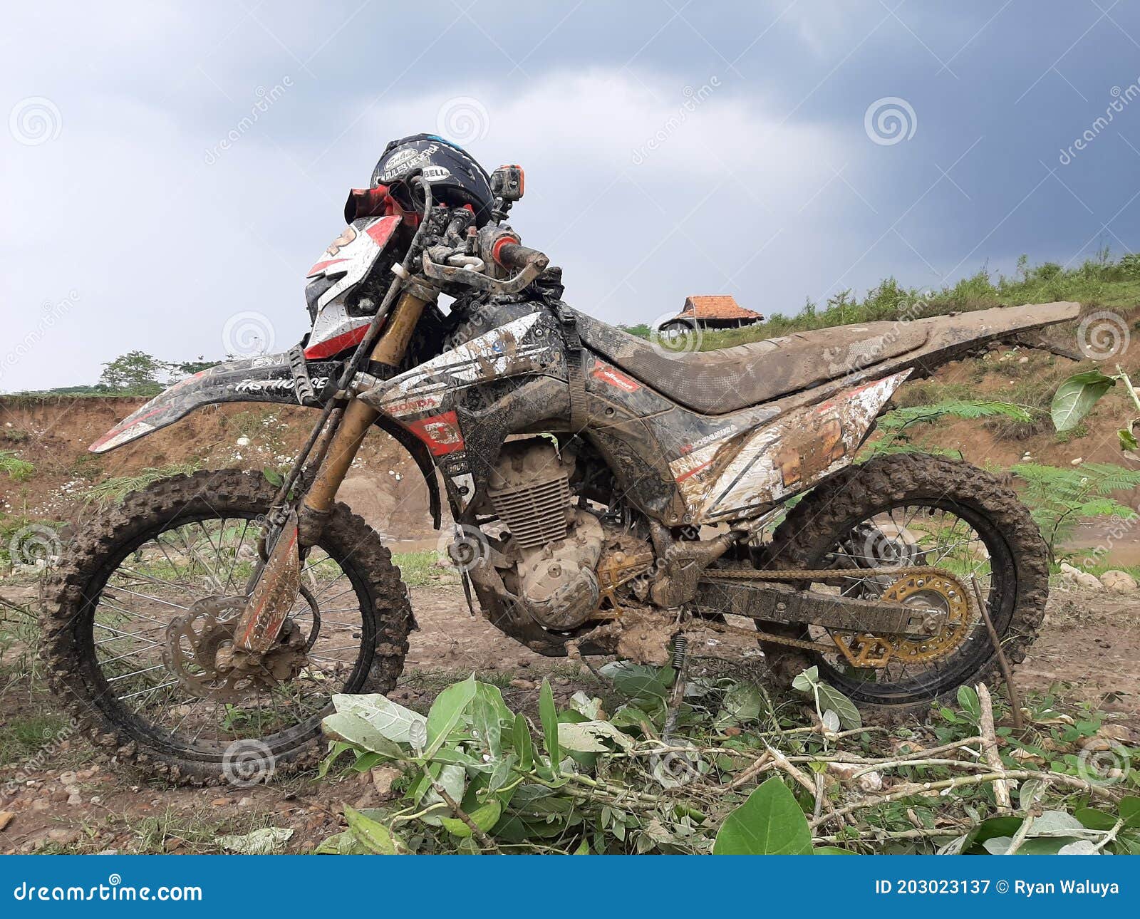 MOTO CROSS CR150