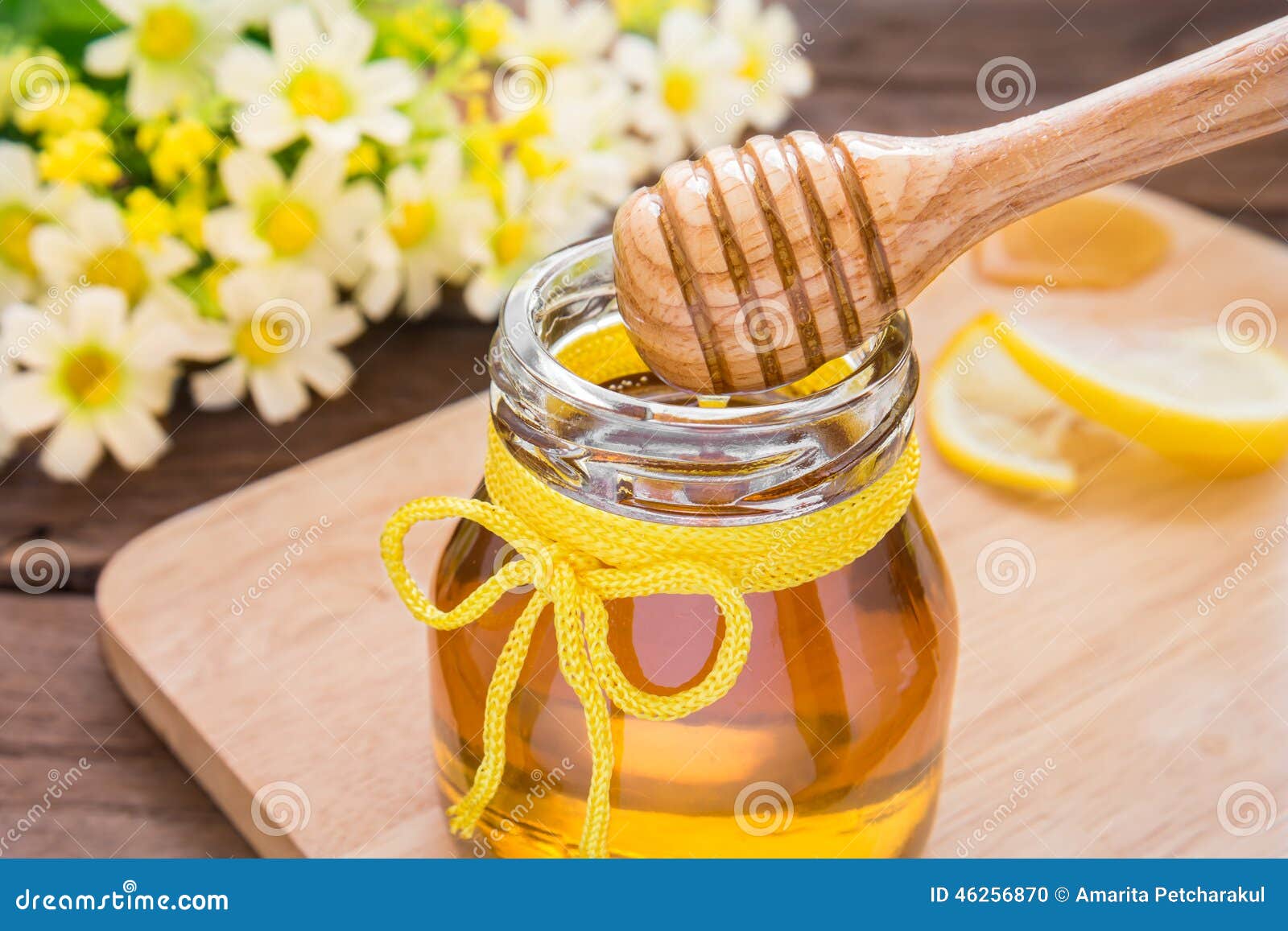 Honey dipper in glass jar stock photo. Image of healthy 46256870