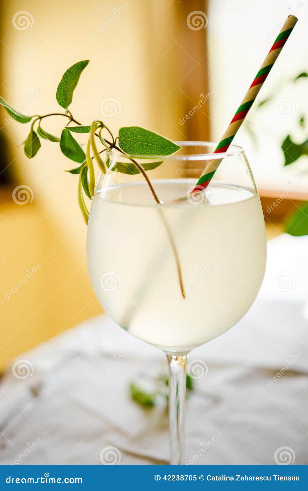 Honeysuckle lemonade stock image. Image of flower, glass 42238705