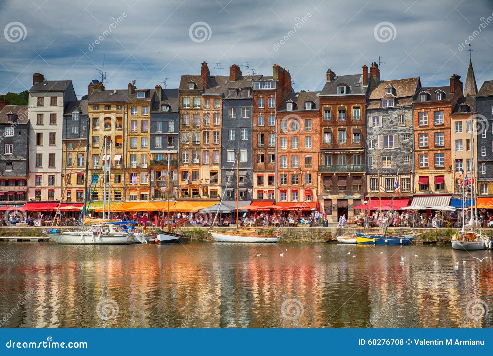 Honfleur, Francia fotografia stock editoriale. Immagine di francese ...