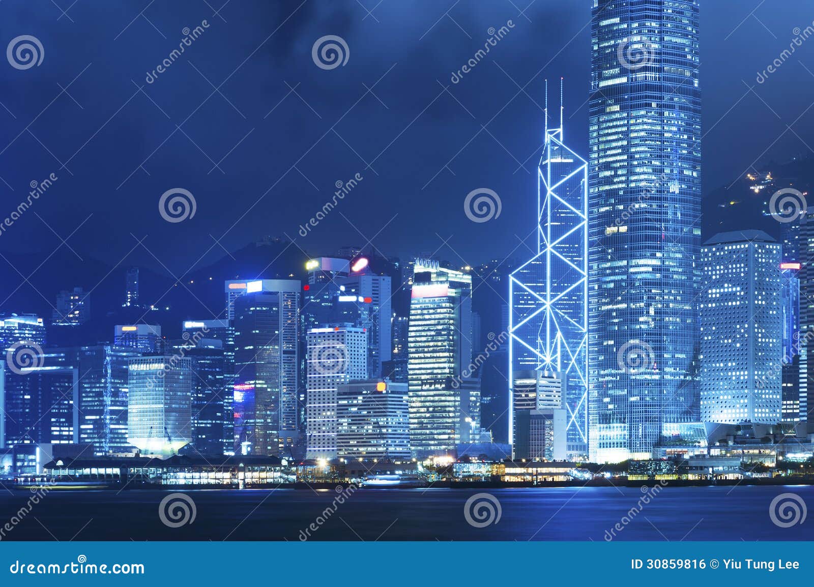 Hong Kong stock foto. Image of overzees, zaken, oriëntatiepunt - 30859816