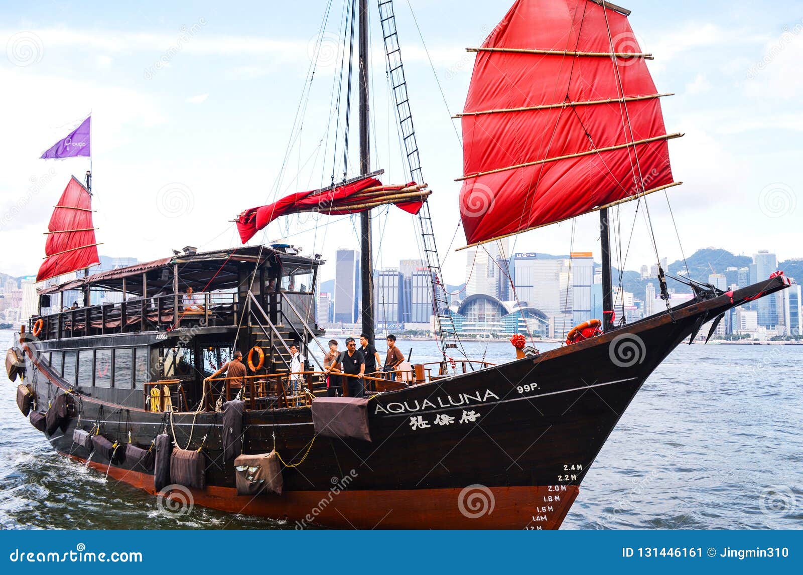 Traditional Sailing Boat at Hong Kong Victoria Harbour Editorial Photo