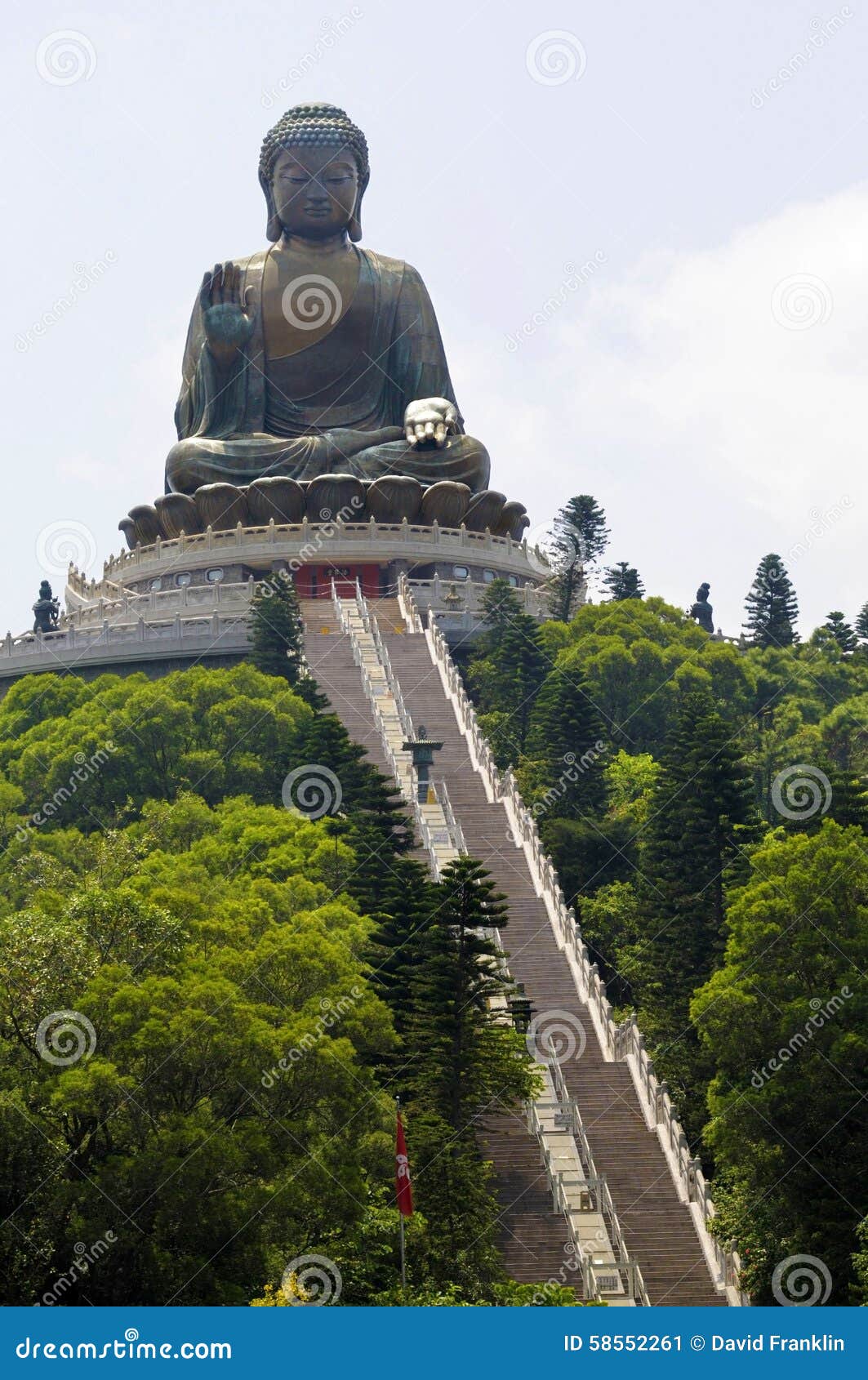 buddha statue hong kong