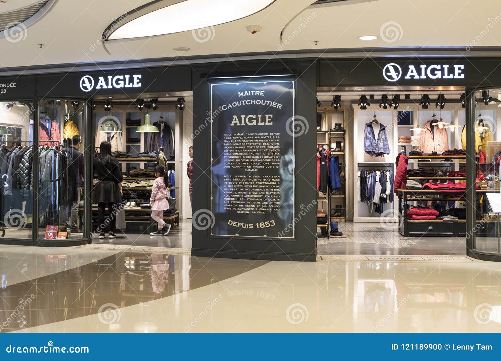 hellig hånd Breddegrad Aigle store in Hong Kong. editorial image. Image of asia - 121189900
