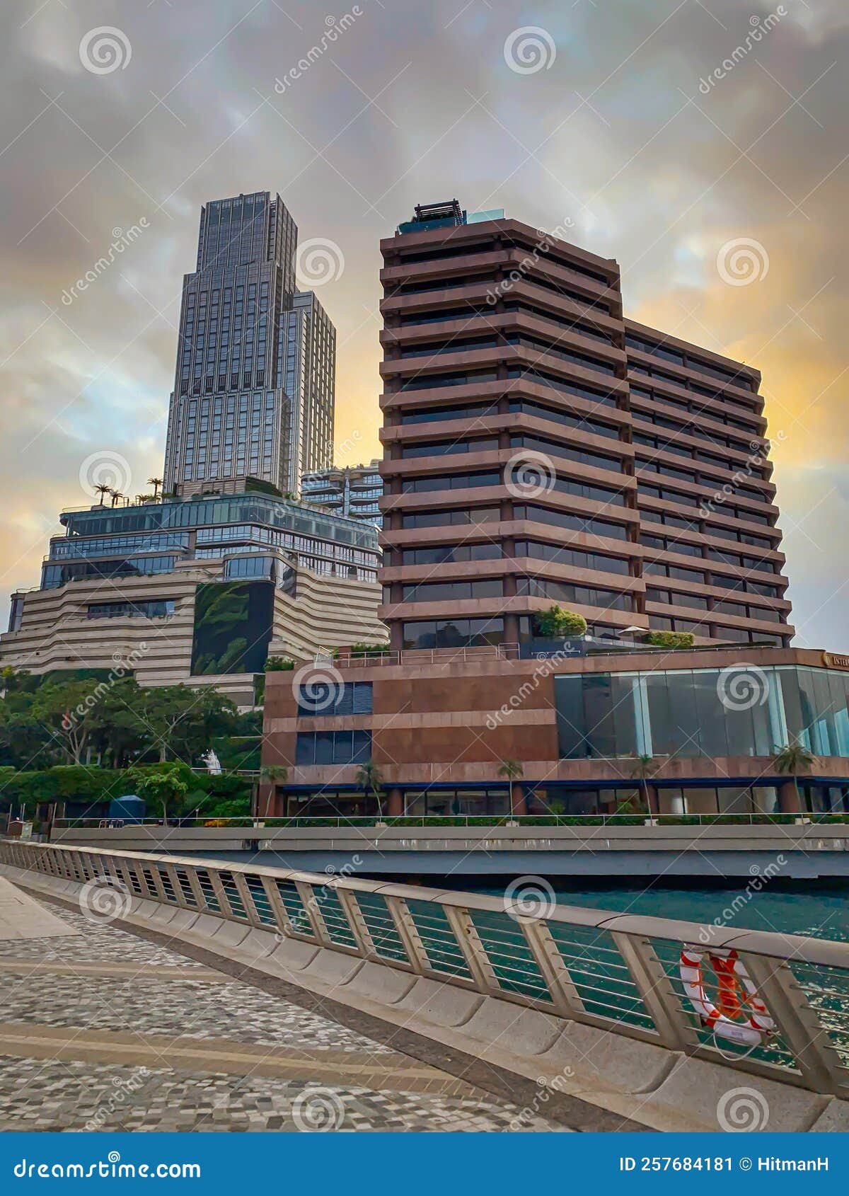 Intercontinental Hotels Hong Kong; InterContinental Hotel Hong Kong Editorial Photo - Image of structure