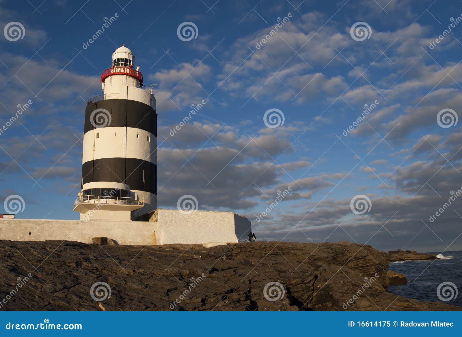 Hook lighthouse stock image. Image of buildings, coastline 16614175