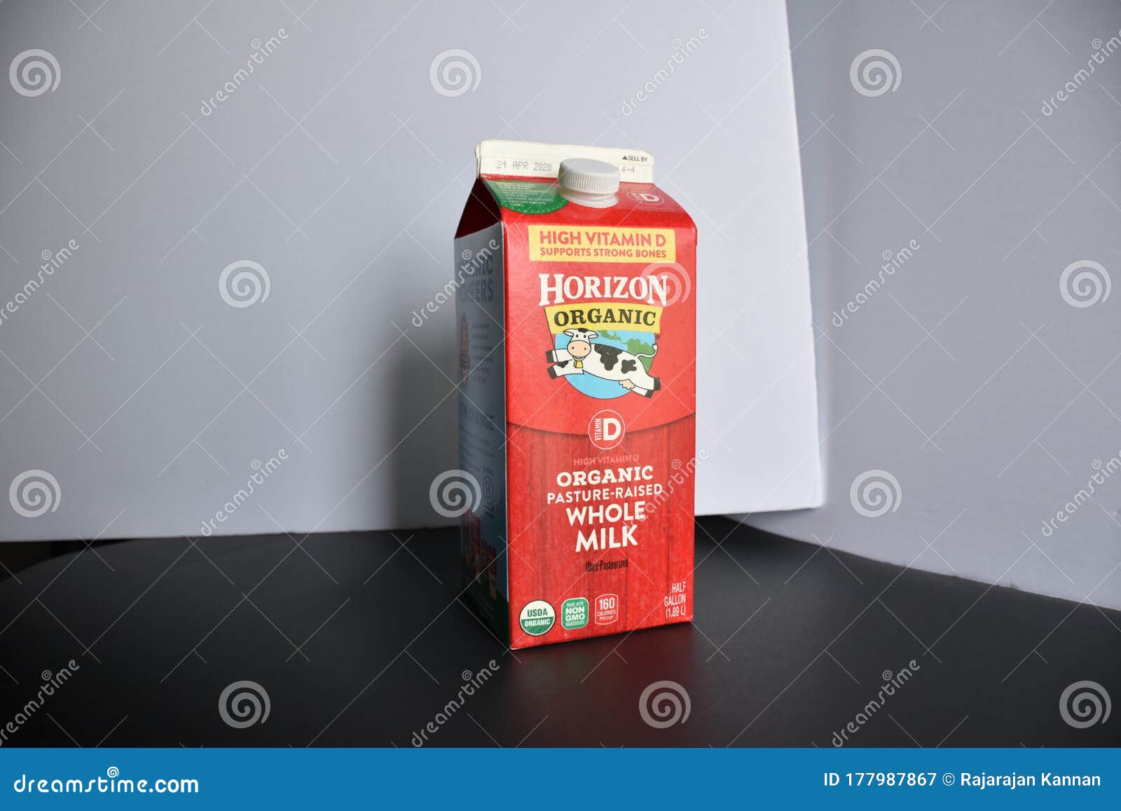 Horizon Organic Vitamin D Whole Organic Milk Half Gallon - Water