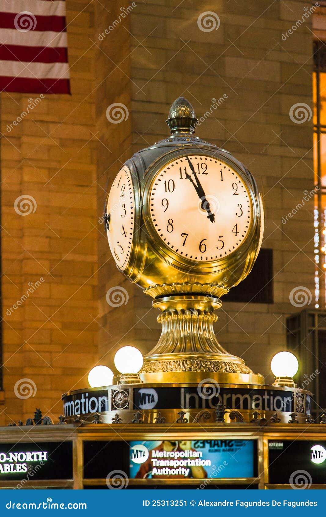 Horloge Centrale Grande New York City De Gare Photo éditorial - Image du  horloge, occupé: 25313251