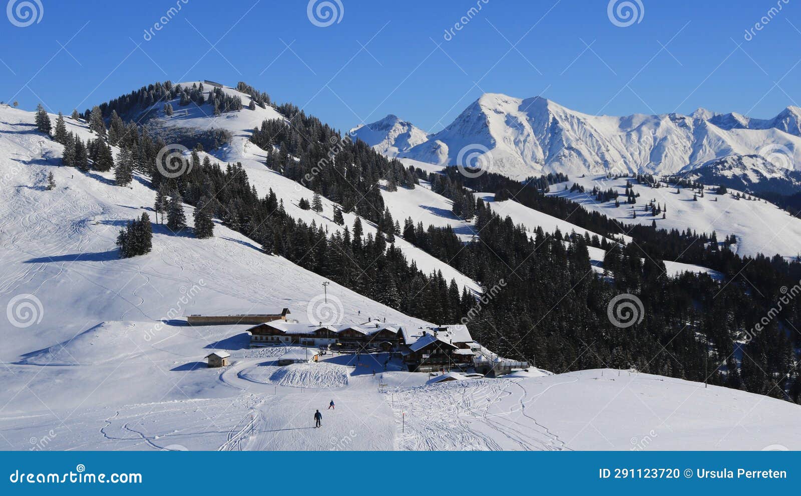 horneggli berghaus and ski slopes.