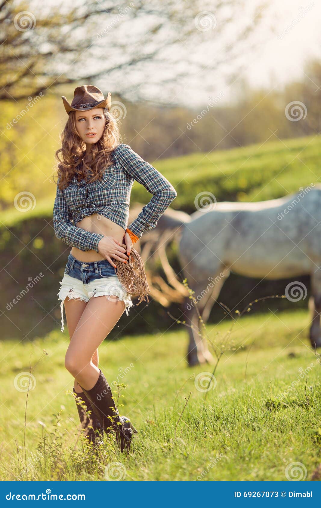 Horse and Girl with Cowboy Hat Stock Image - Image of hill, excitement ...