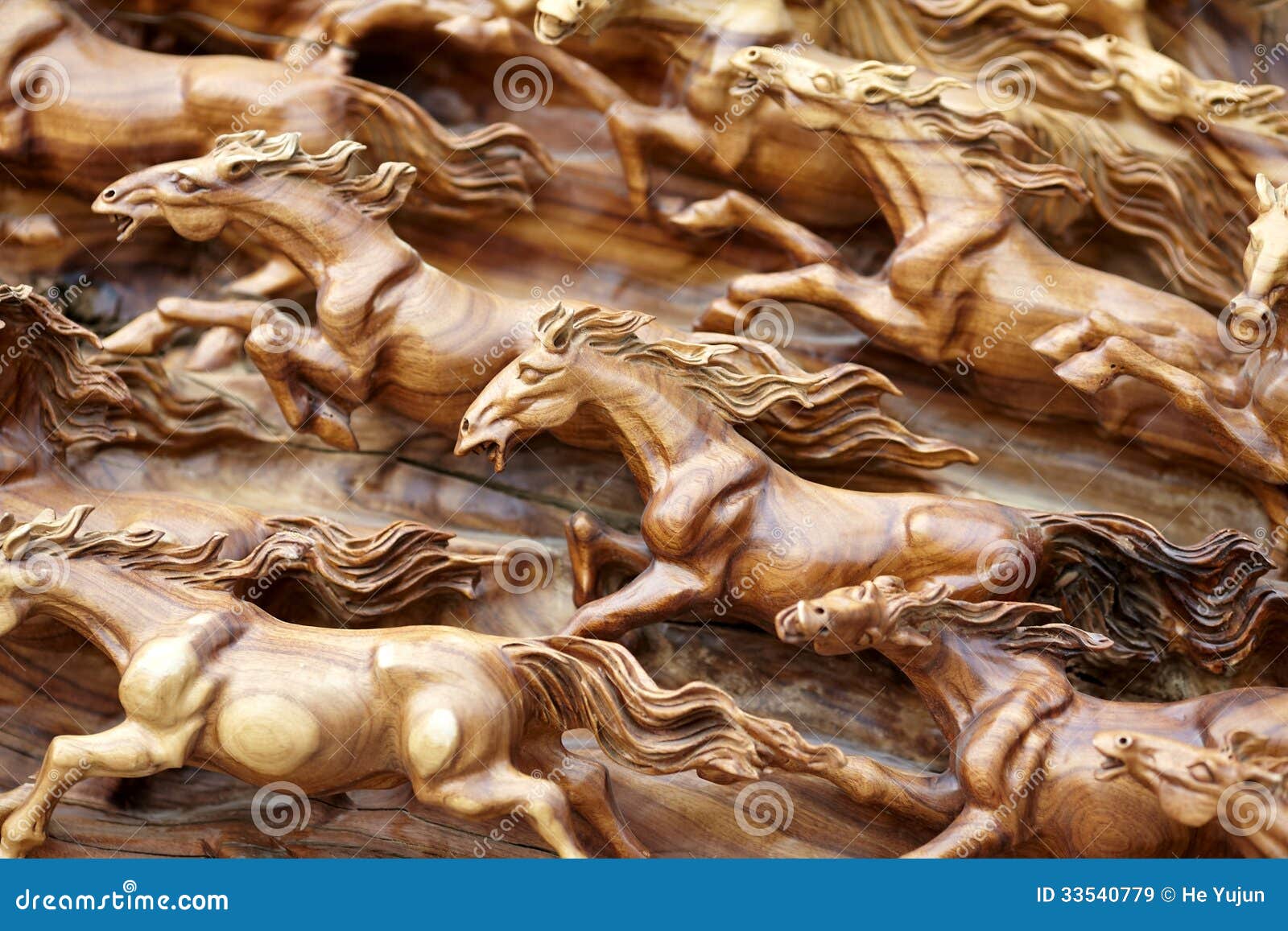 horse wood carve