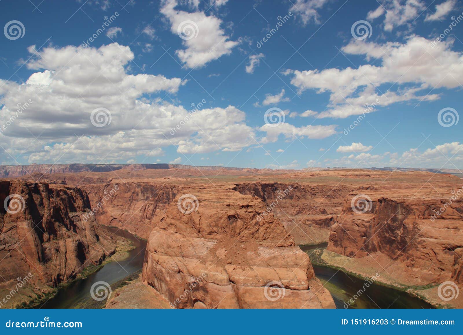 sunny horseshoe bend the grand canyon arizona usa