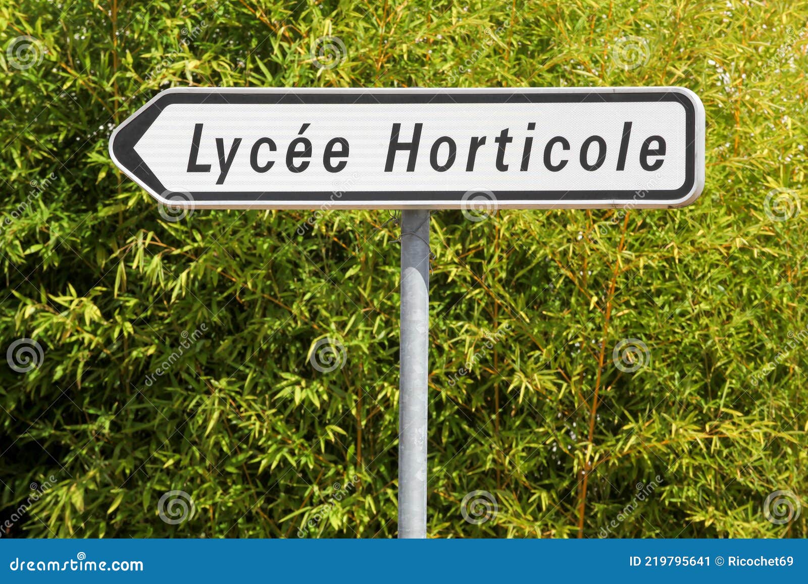 horticultural school road sign in france