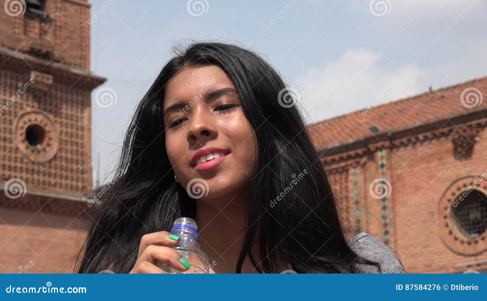 Hot Girl Drinking Bottle of Water Stock Photo - Image of aqua, girl