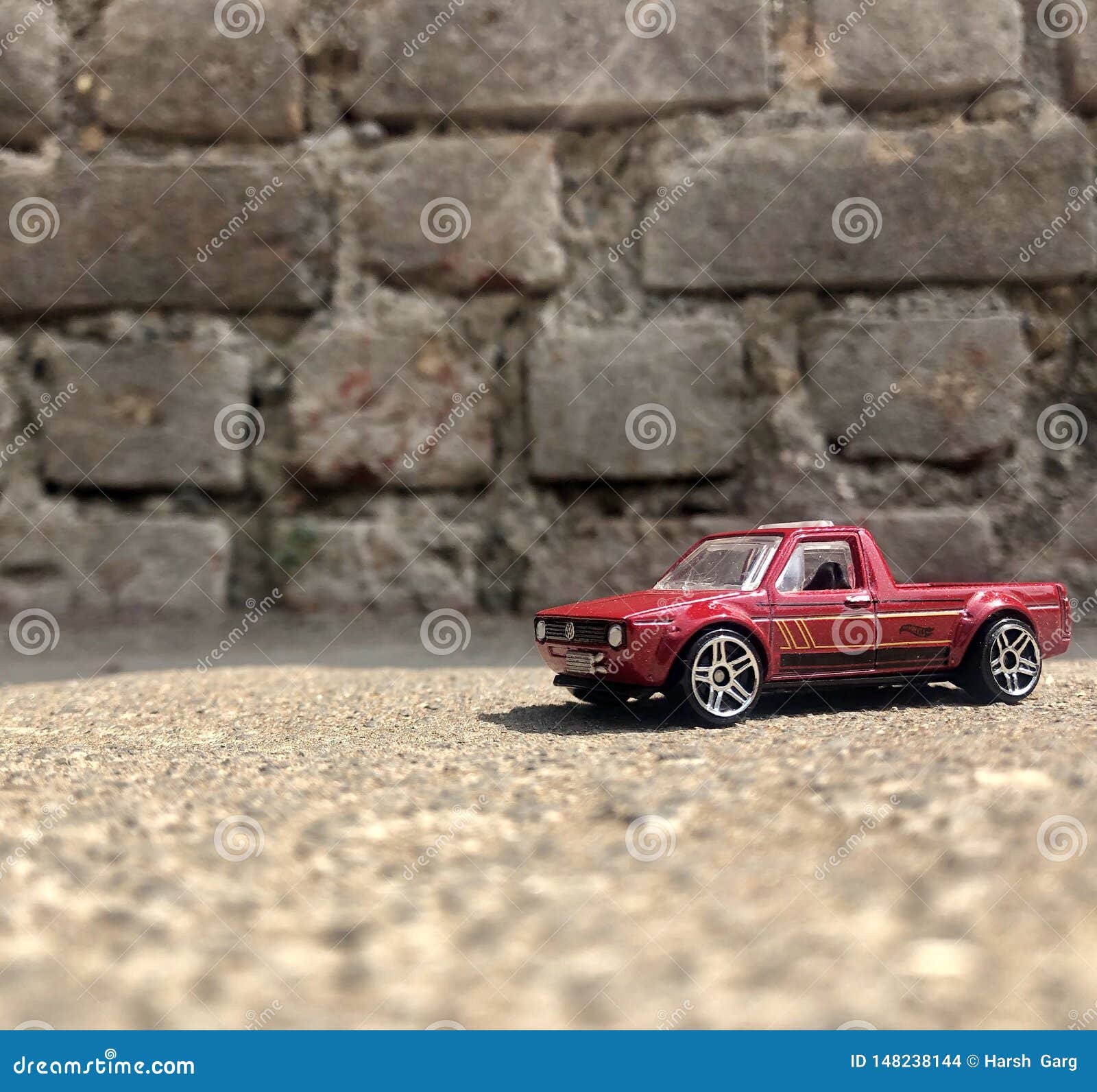 Volkswagen Caddy Rock Solid Editorial Stock Image - Image of beauty,  wallpaper: 148238144