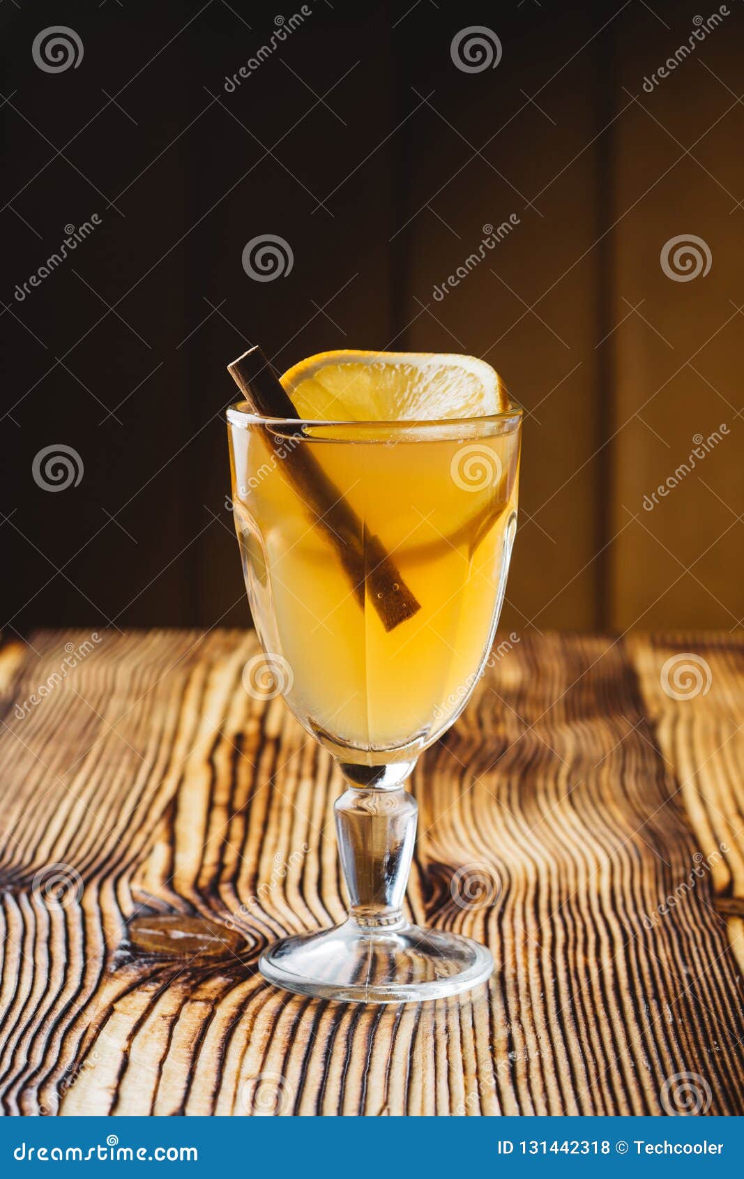 white mulled wine white mulled wine