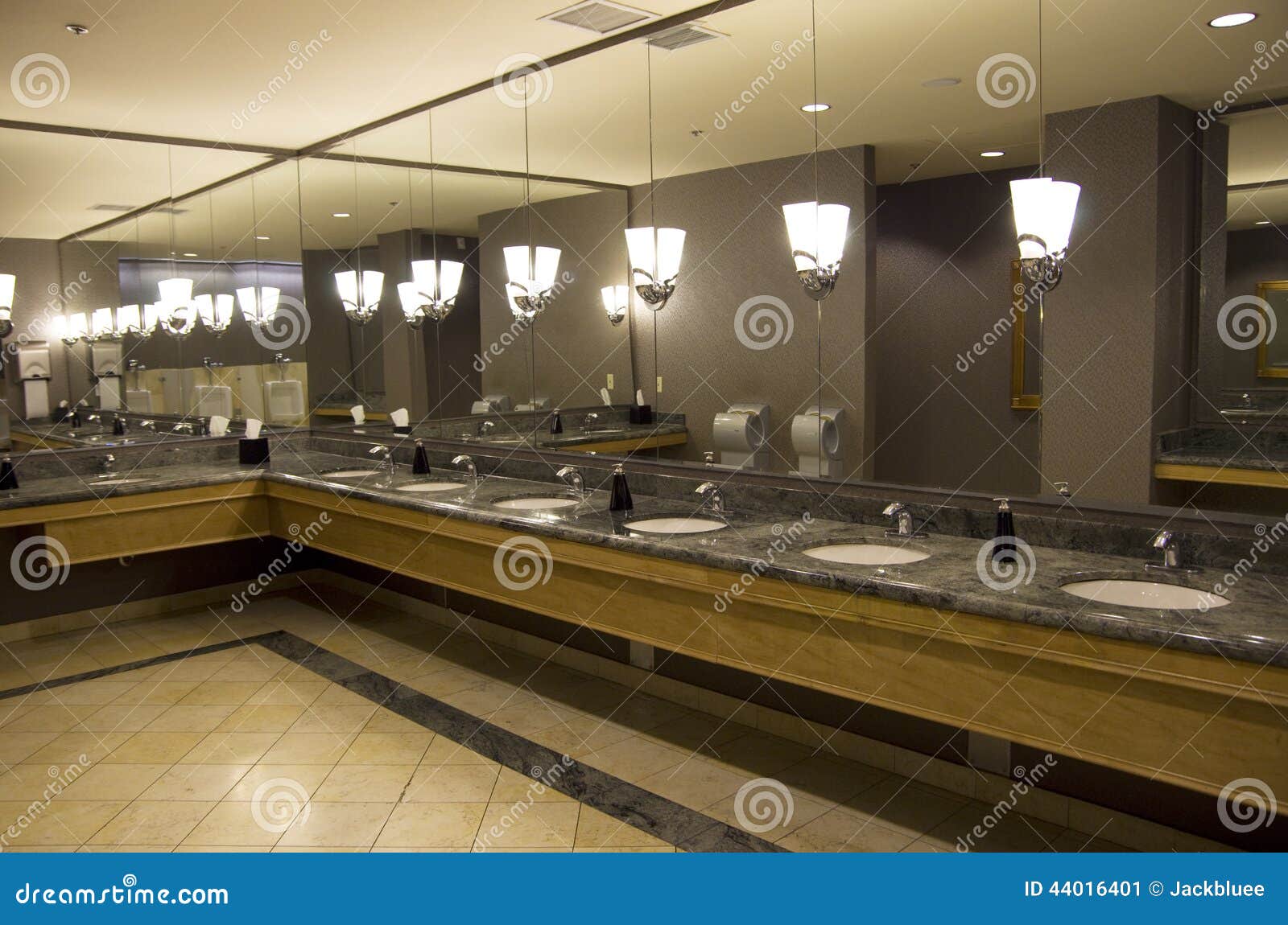 Hotel bathroom stock image. Image of janitorial, lamp 44016401