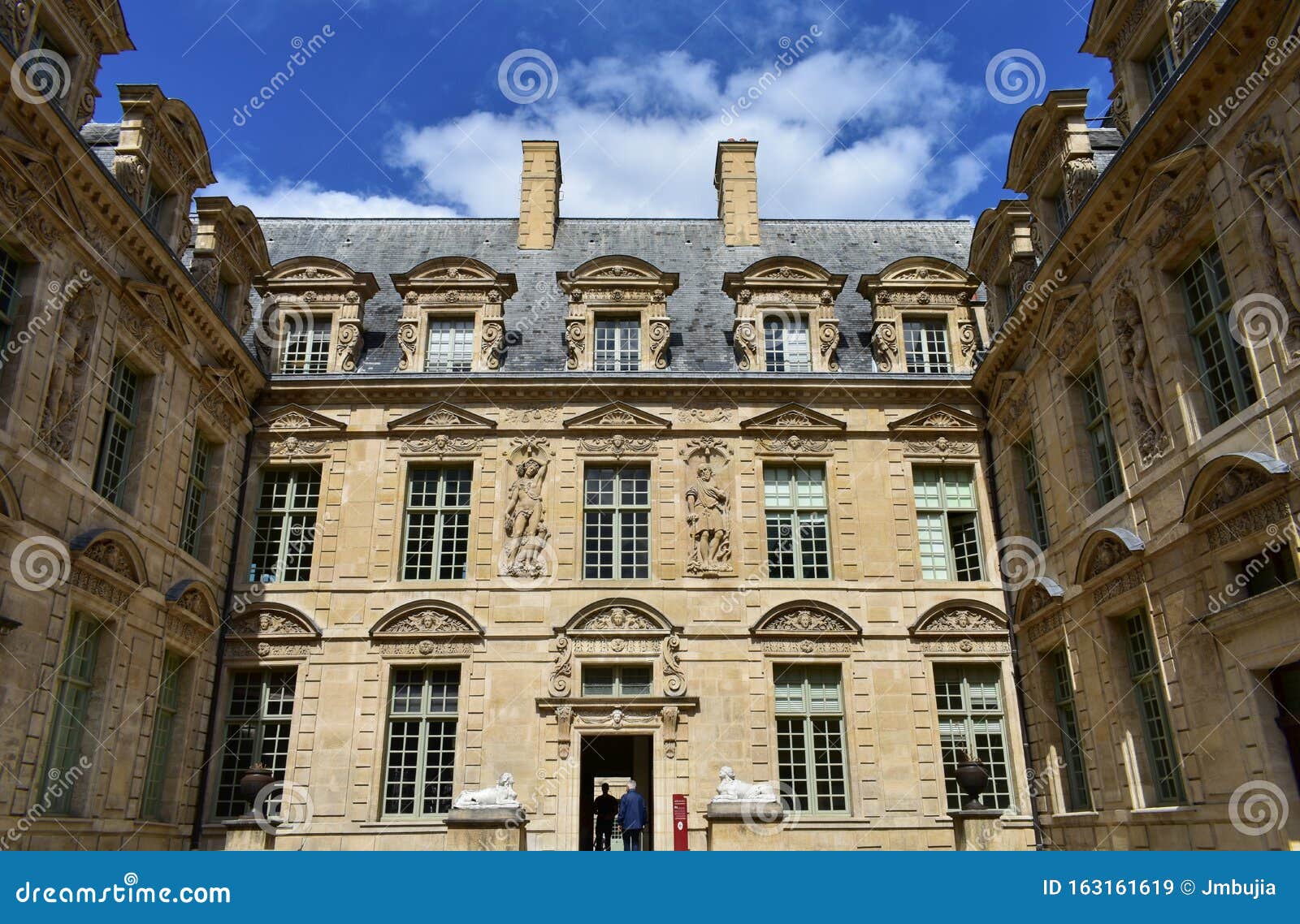 Hotel De Sully Palace Located at Le Marais Neighbourhood Close To Place ...