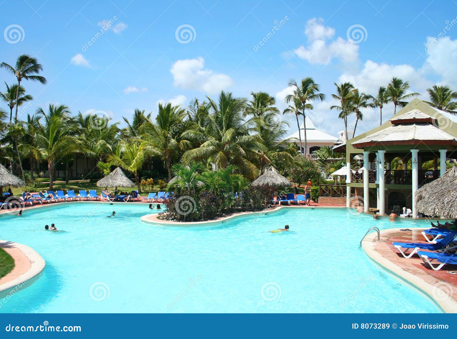 hotel resort swimming pool