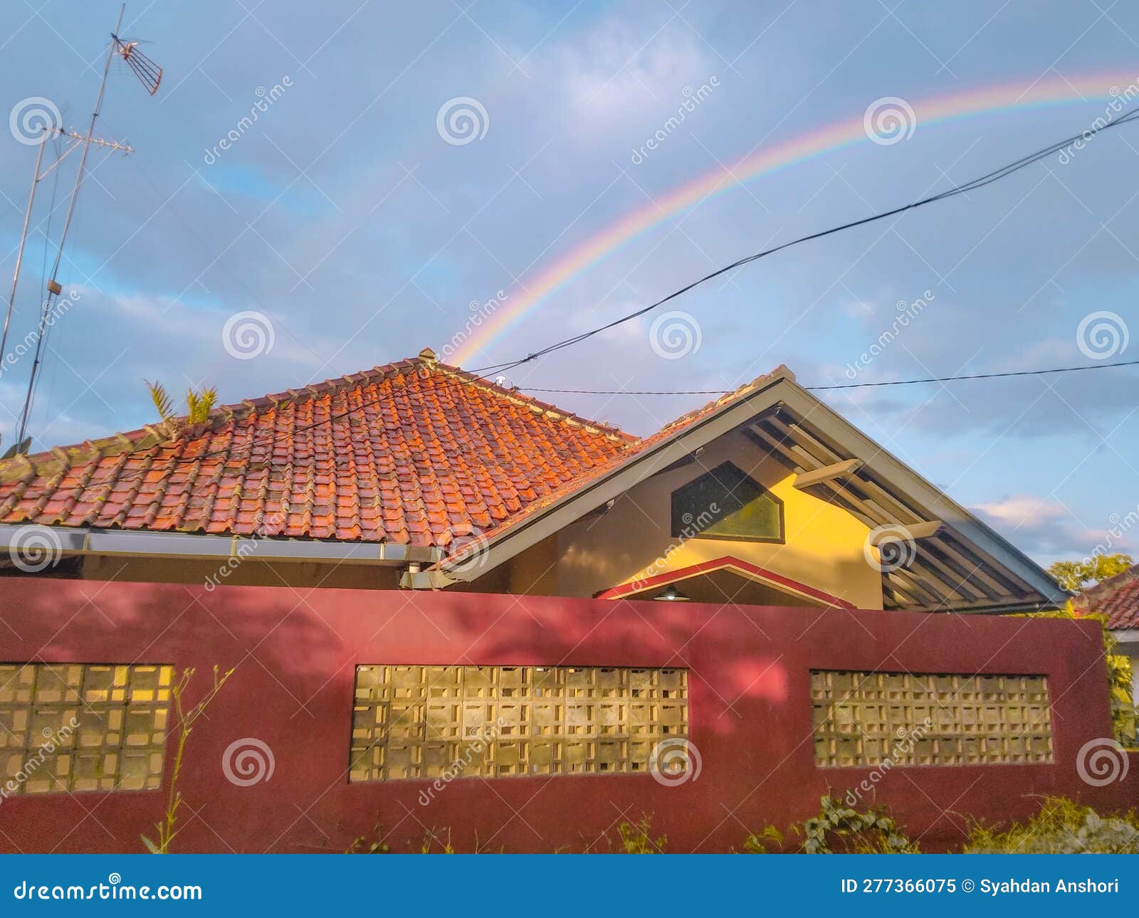 House with a Beautifull Rainbow Stock Image Image of beautiful, house