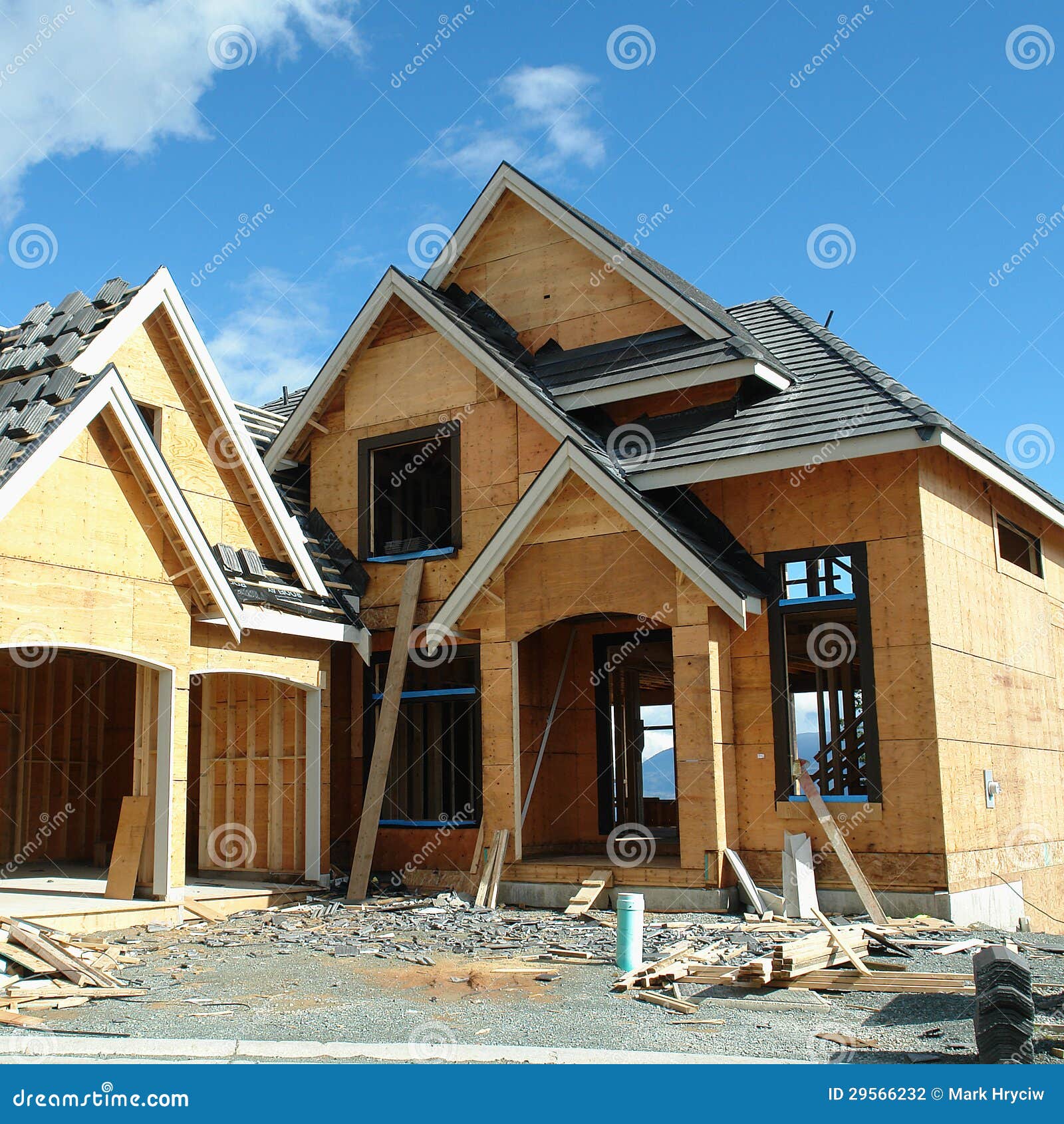 house construction exterior