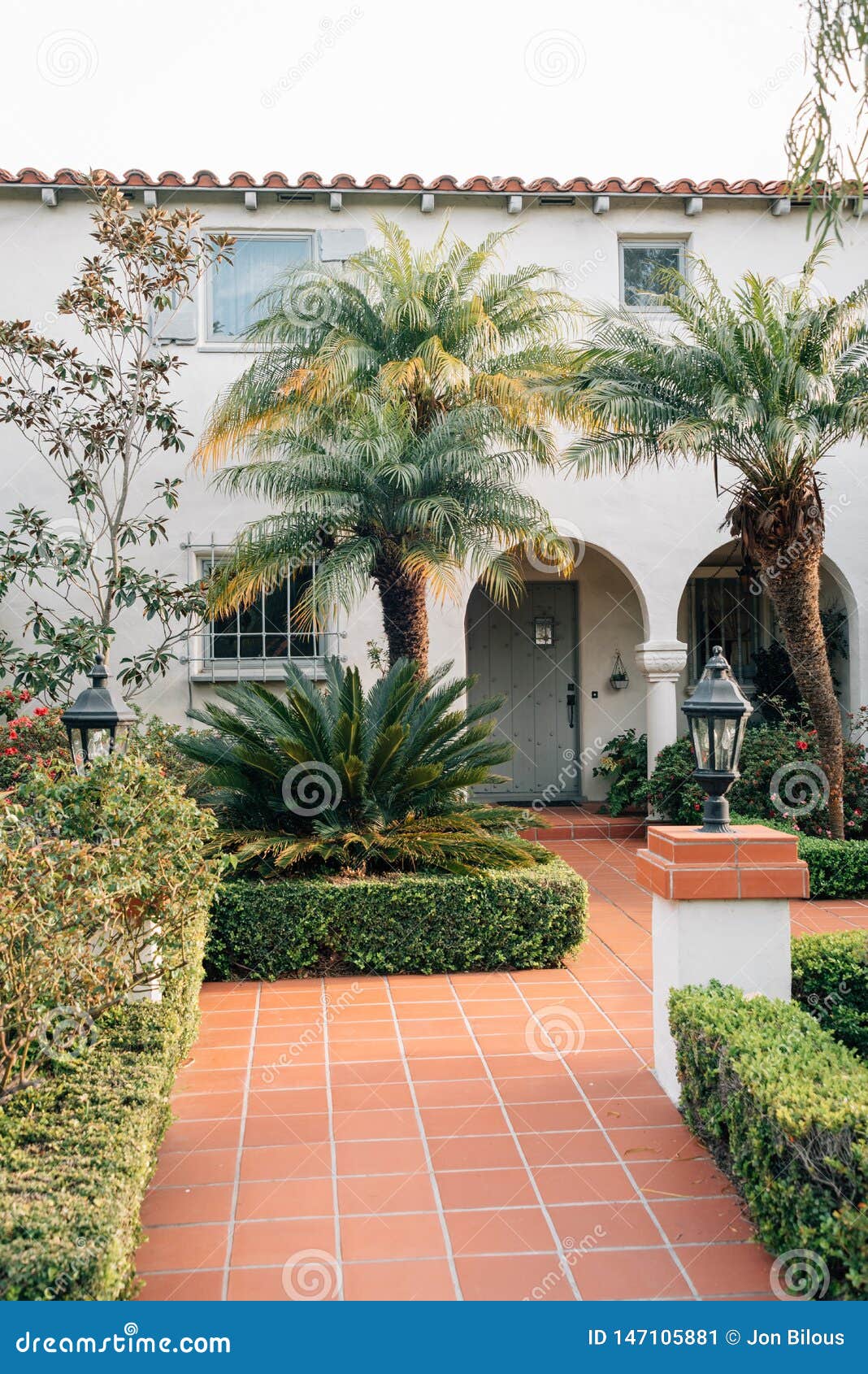 A House With Gardens And Palm Trees In Dana Point Orange County