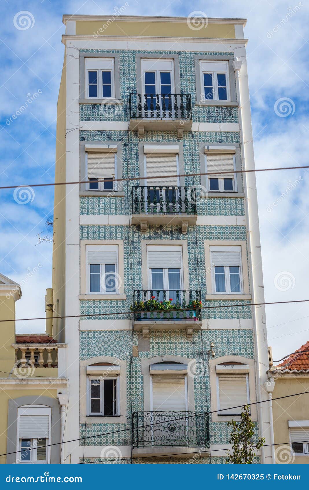 house in lisbon