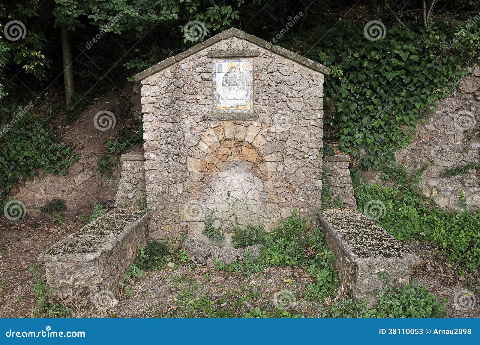 House monument stock image. Image of symbol, outdoors 38110053
