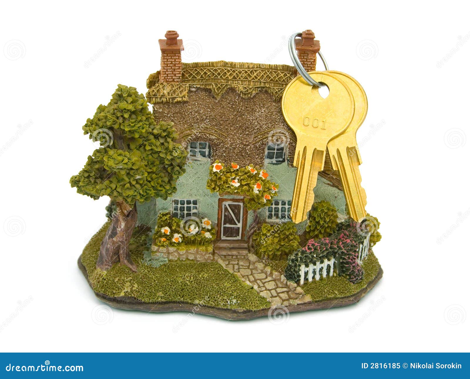 House (toy) And Keys Picture. Image 2816185