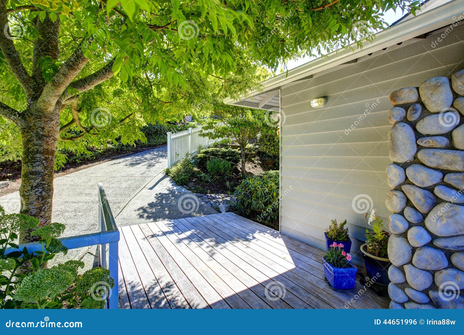 House with uphill driveway stock photo. Image of outside 44651996