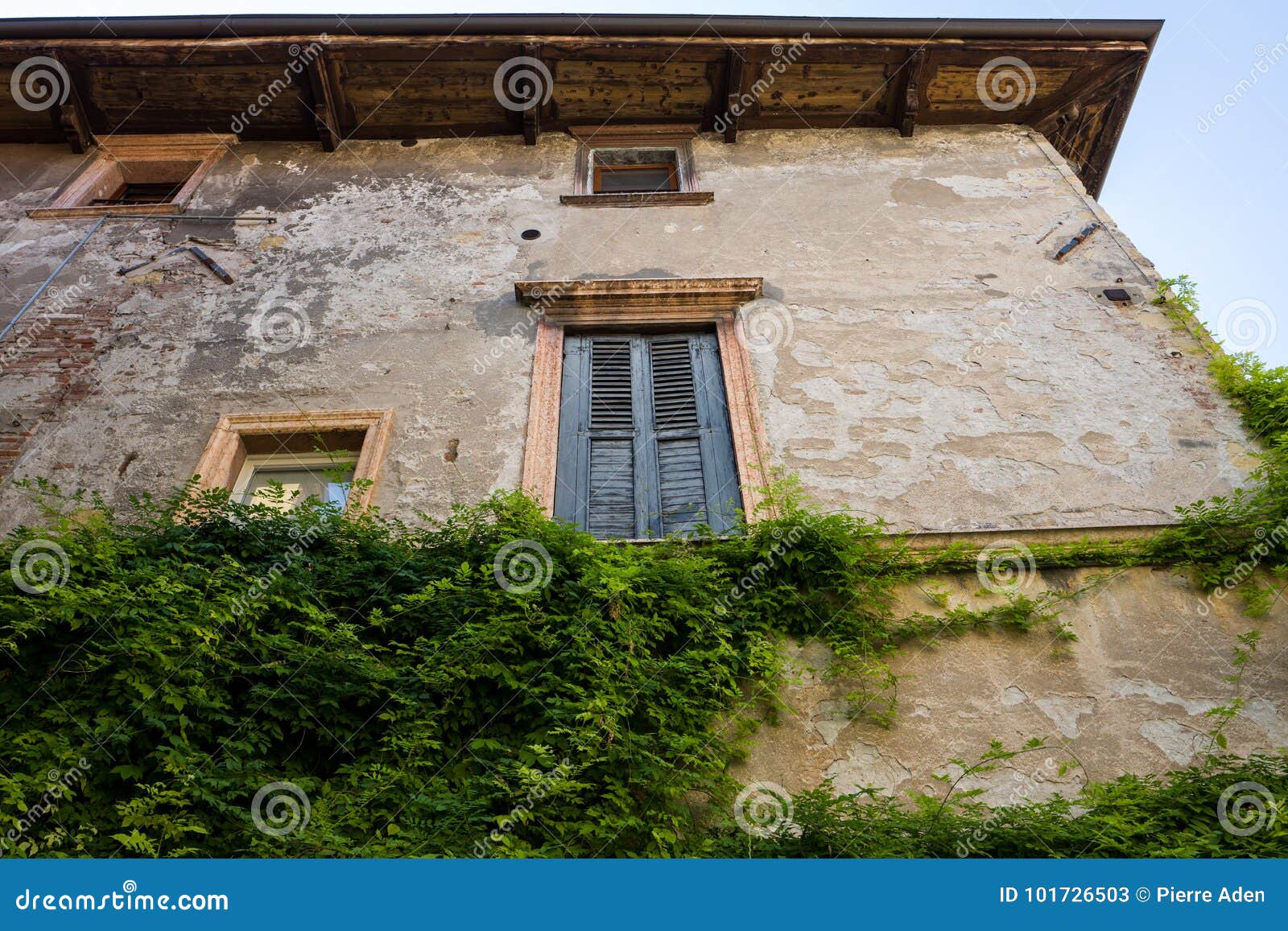 house in verona