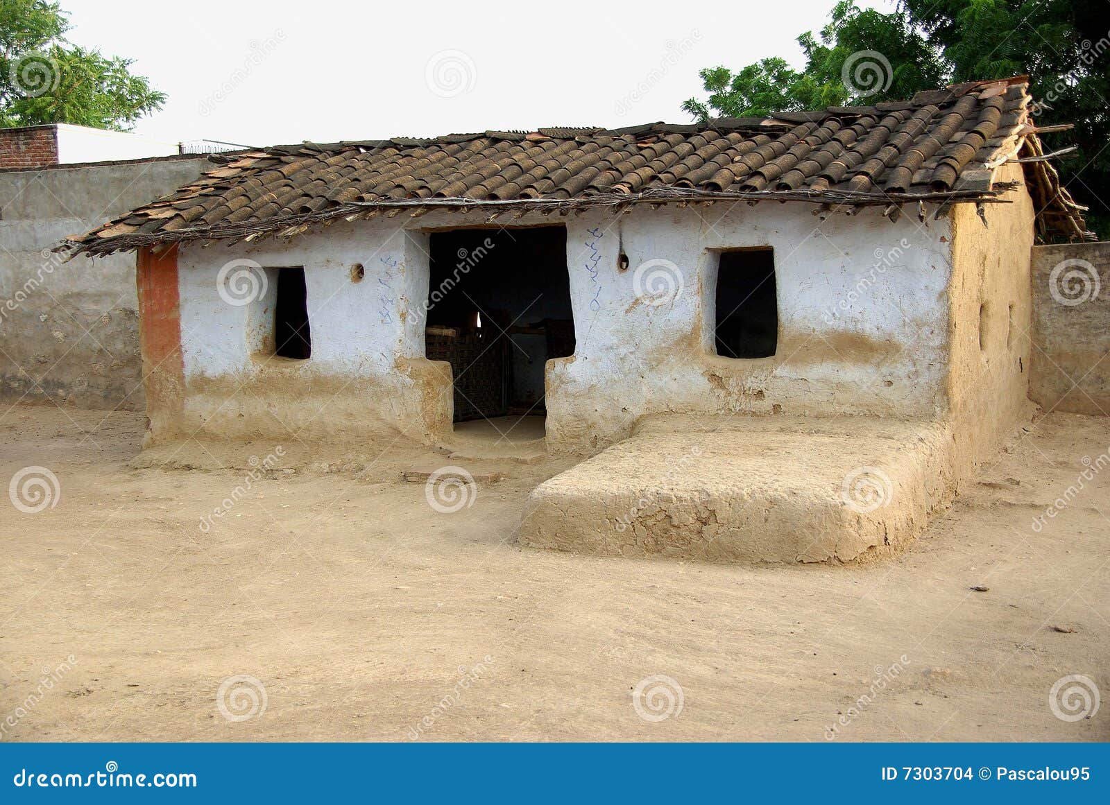 House In A Village, Rajasthan Stock Images - Image: 7303704