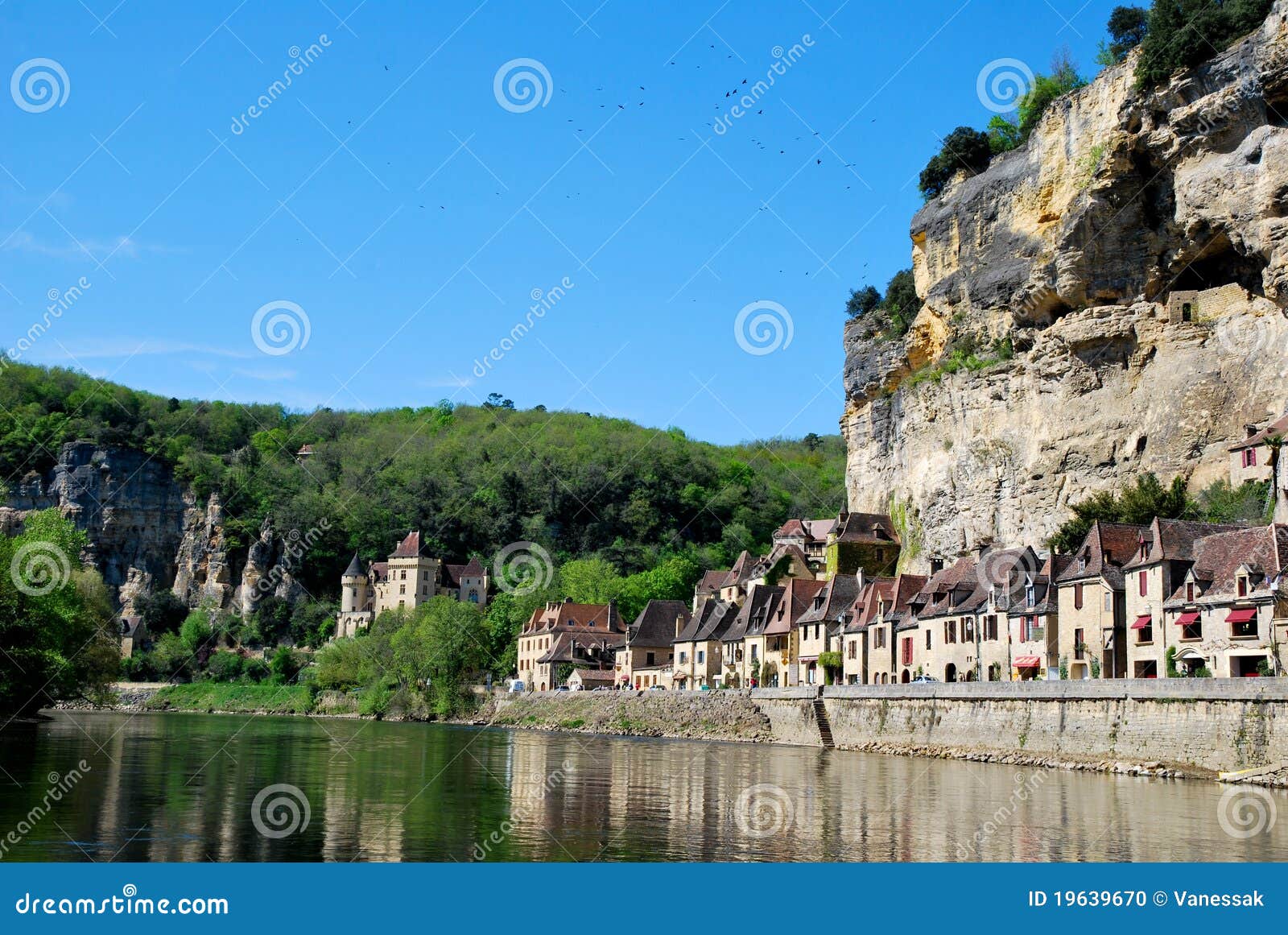 houses of la roque gageac in france