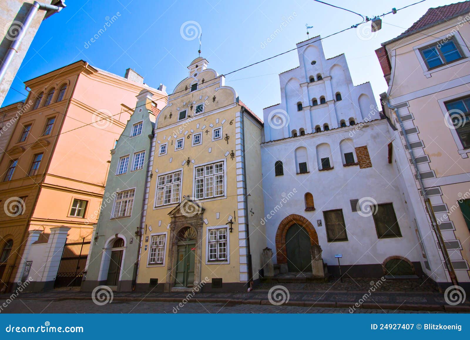 Houses in old town, Riga stock image. Image of clouds 24927407