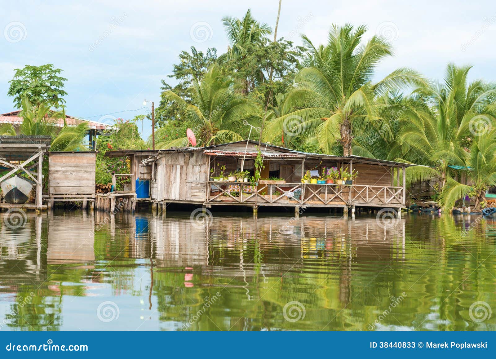 houses on the water in almirante, panama