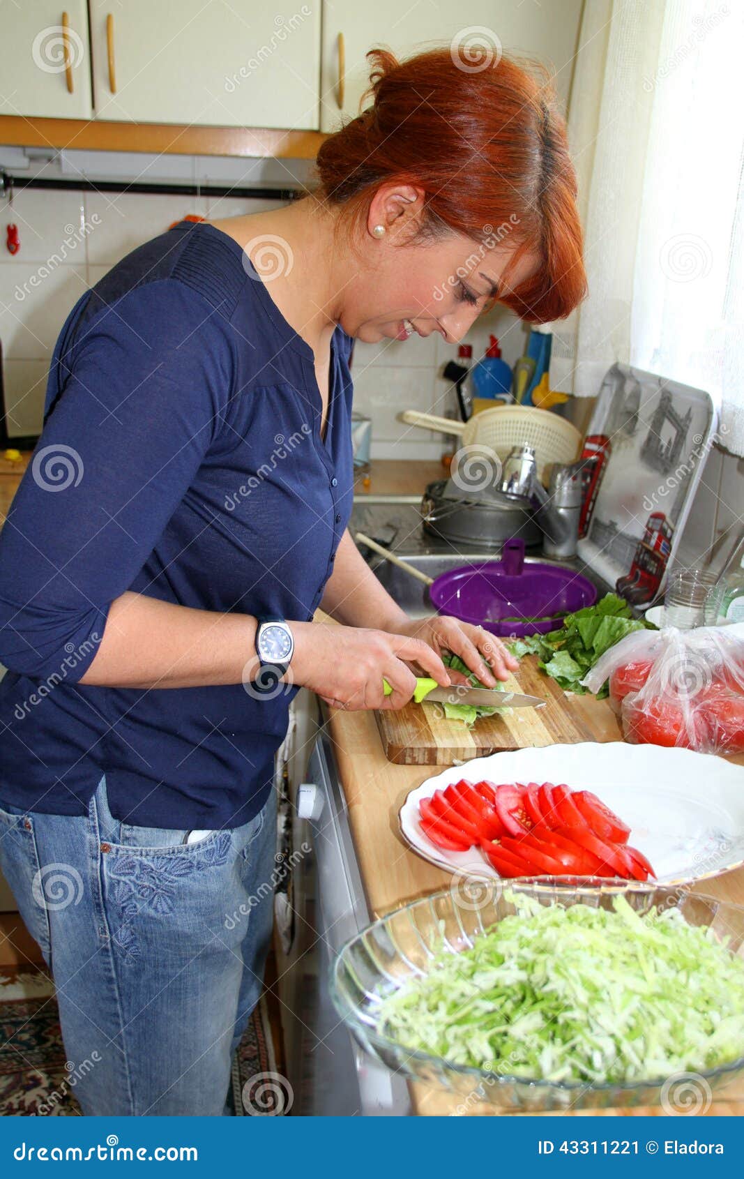 turkish housewife at kitchen