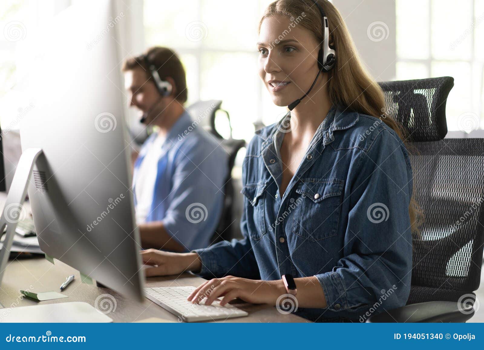 big pressuring its callcenter workers install big pressuring its callcenter workers install