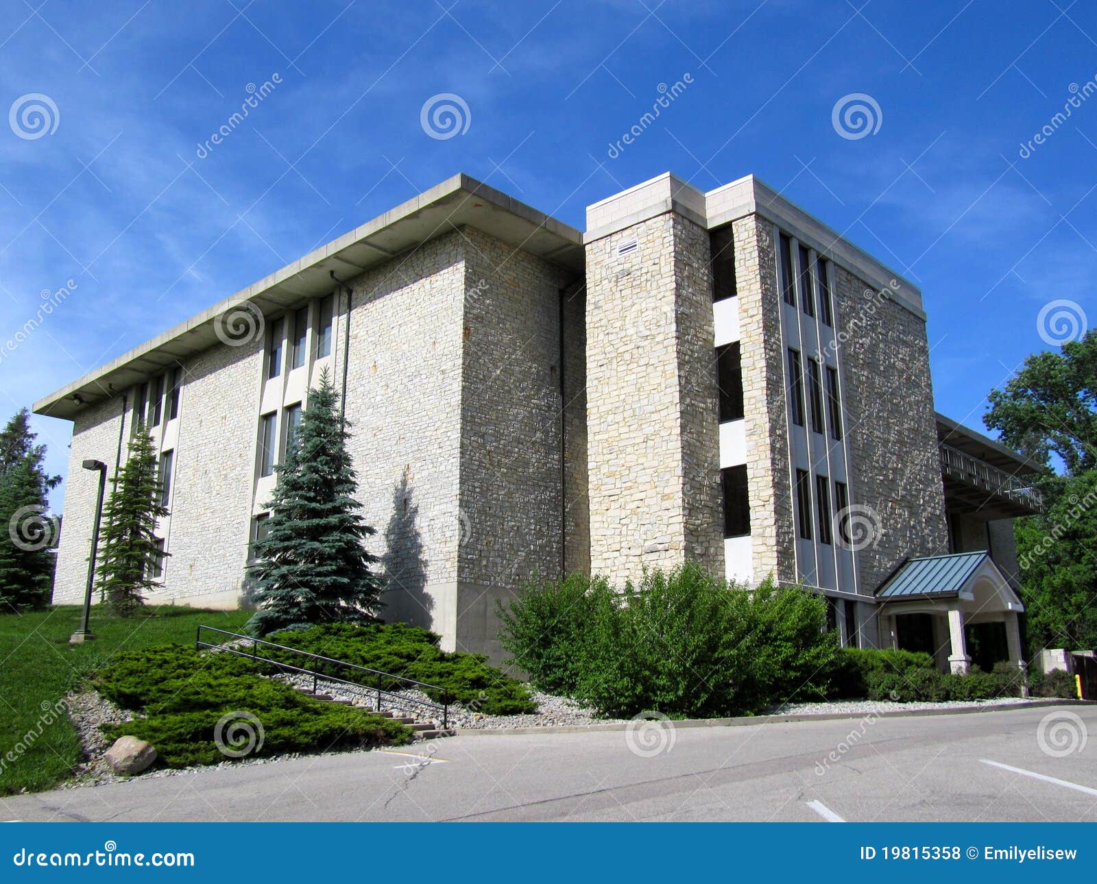 Hoyt Hall stock photo. Image of oxford, campus, students 19815358