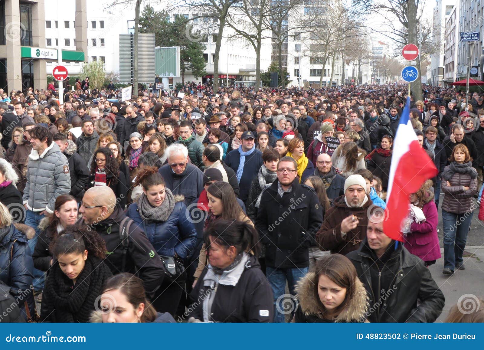 A huge crowd in Lyon editorial photography. Image of charlie - 48823502