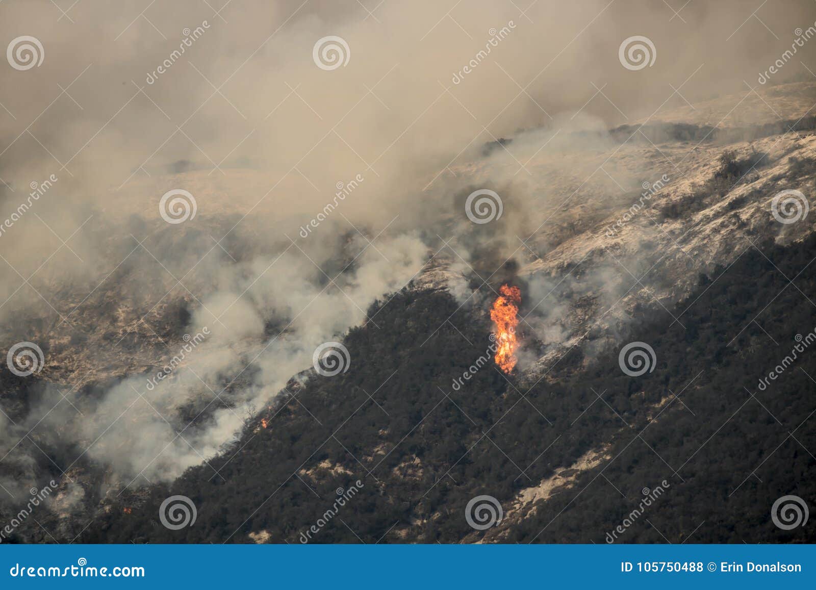 huge flames on carpinteria california hillside