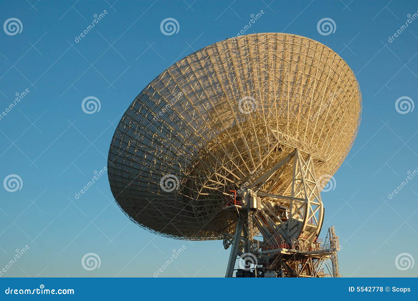 Huge Satellite dish stock photo. Image of nasa, mobile 5542778