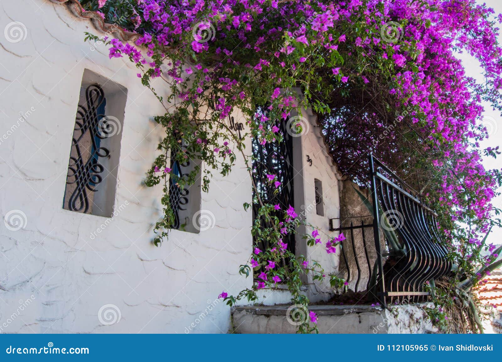 Huizen En Balkons Van Oude Stad Van Marmaris Mooi Balkon Met Deur ...